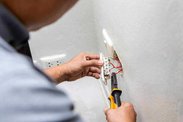 Best Best Electricians Near Me  in Darien Downtown, CT